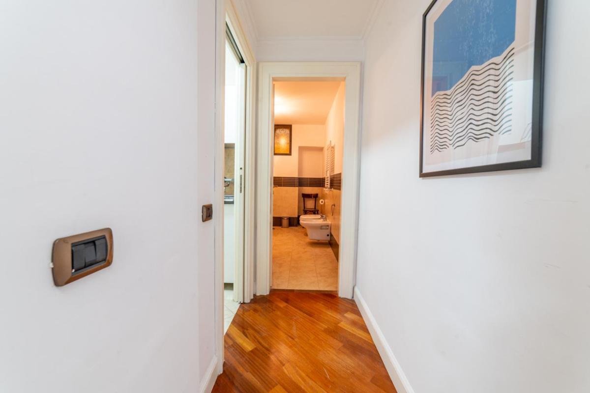 Via Atri 25 Apartment Naples Exterior photo